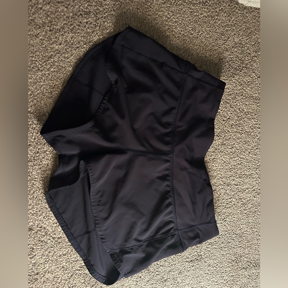 LuLulemon speed up shorts, mid rise, 4 inch inseam.